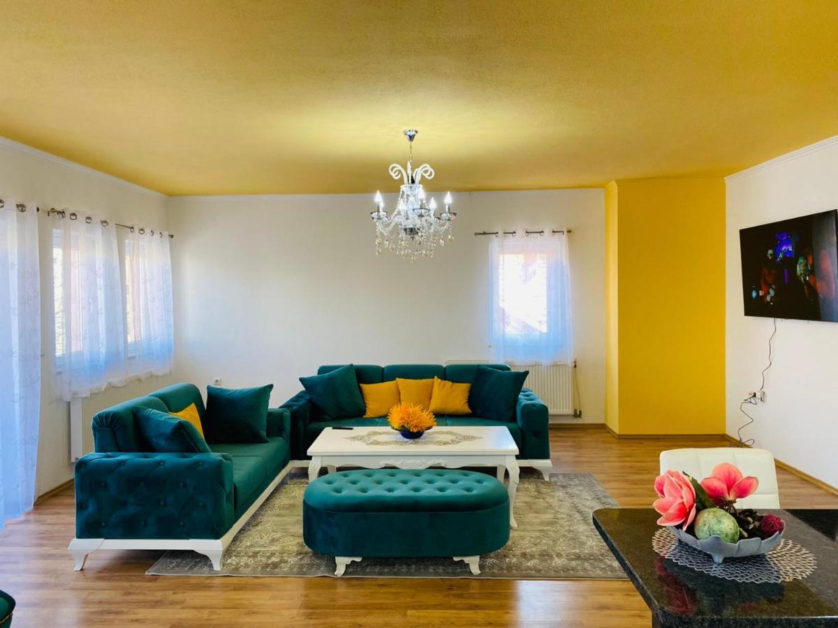 Apartman Kula Gradacac Exteriör bild